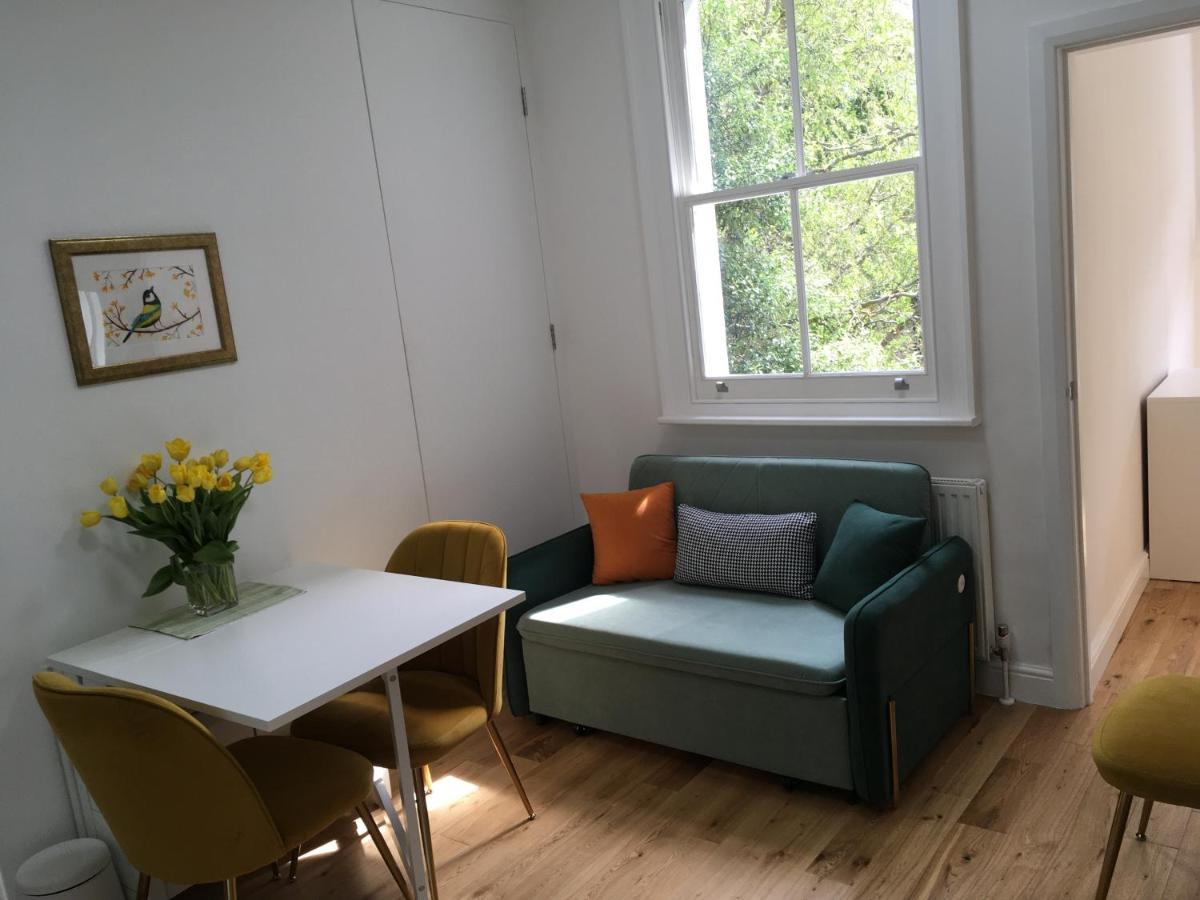 Newly Refurbished 2-Bedroom Flat In Notting Hill Londen Buitenkant foto